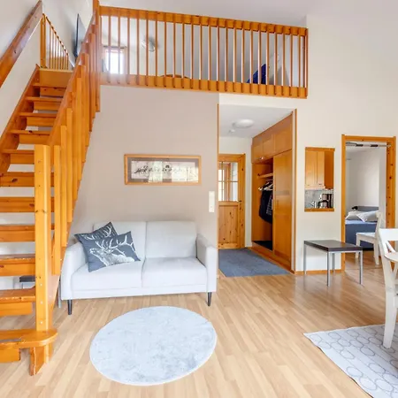 Levin Puolikuu 5 - Ski-in Ski-out * Levi